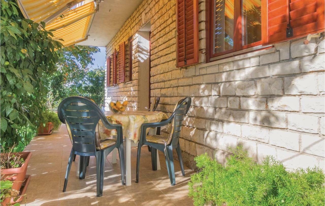 Awesome Apartment In Pula With Wifi المظهر الخارجي الصورة